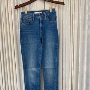 Levi’s 721 High Rise Skinny